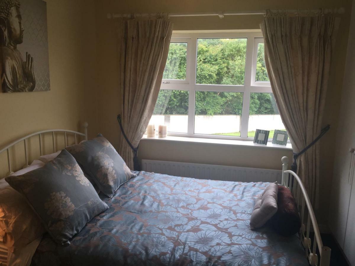 Tara Lodge Galway Eksteriør bilde